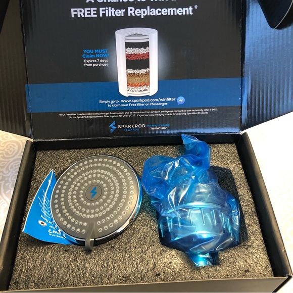 NWT SparkPod Multi-Stage filtration Showerhead for hard water neutral PH - Picture 6 of 10